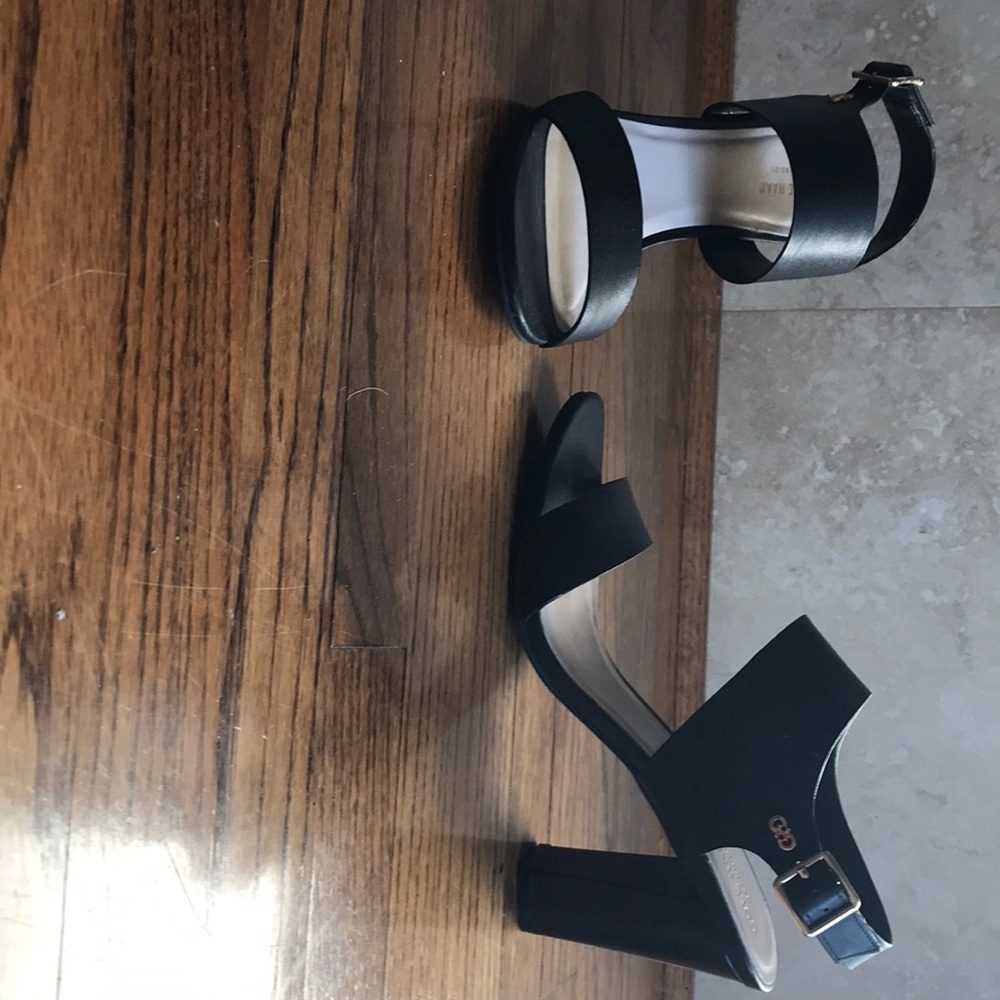 Cole Haan Black Leather Black Sandals